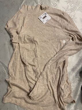 American Eagle Outfitters Ribbed Mock Neck Top in Beige